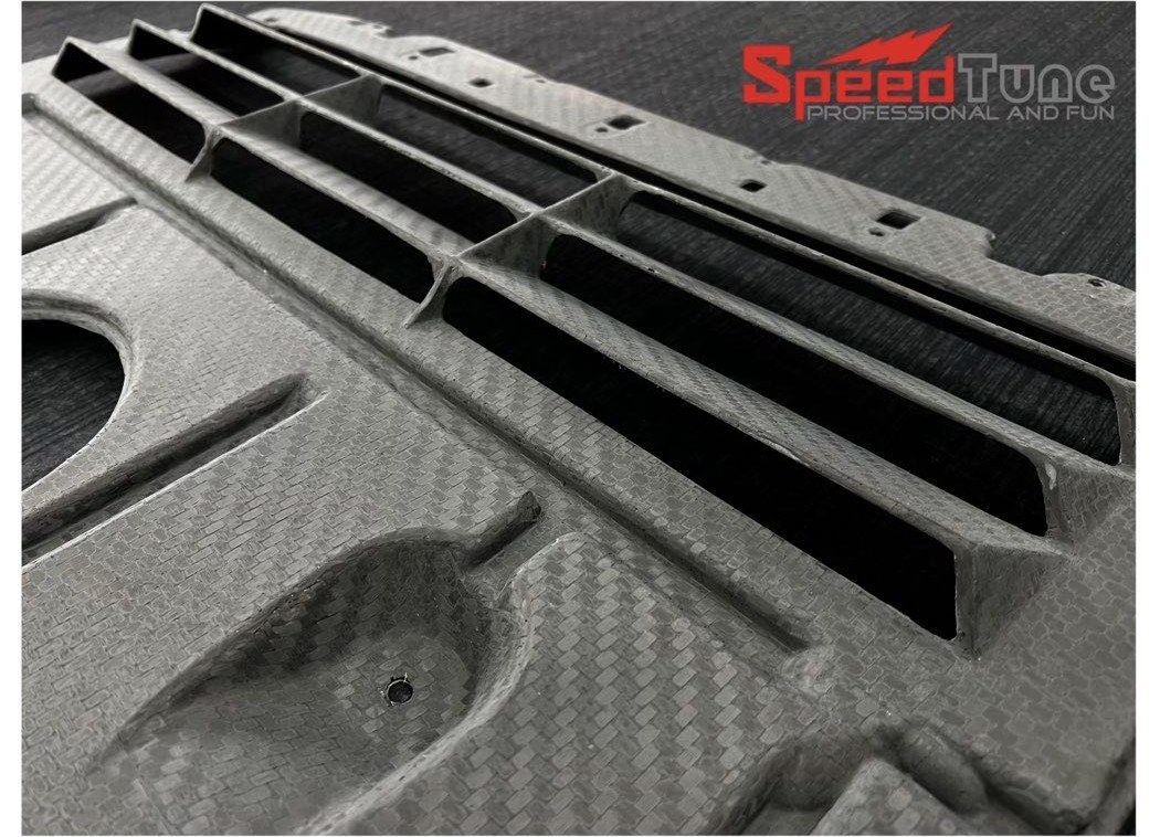 G8x Carbon Underbody Panel — photo 2